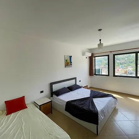 Kloi Luxe Appart-hotel 2*