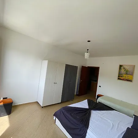 Kloi Luxe Appart-hotel 2* Shëngjin