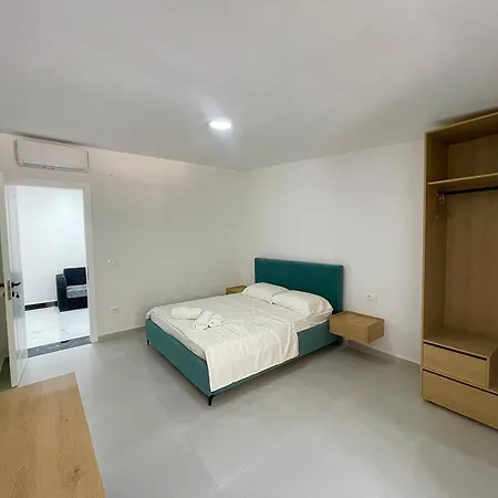 Kloi Luxe Appart-hotel Hotel Shëngjin