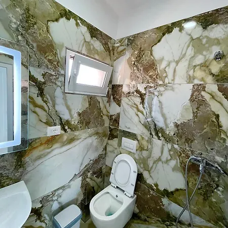 Kloi Luxe Appart-hotel Hotell Shëngjin