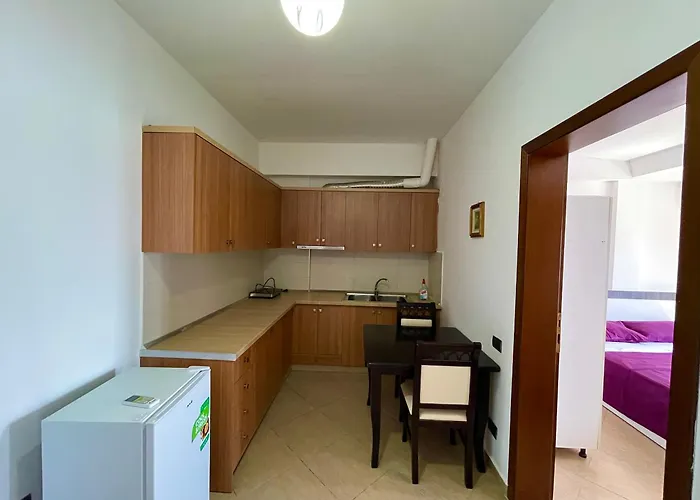 Kloi Beachfront 2*