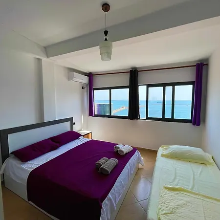 Hotel Kloi Beachfront