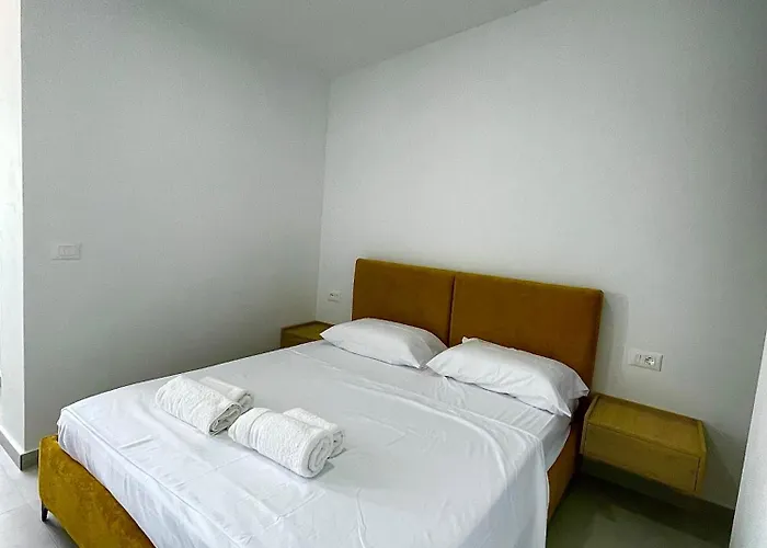 Kloi Beachfront Shëngjin